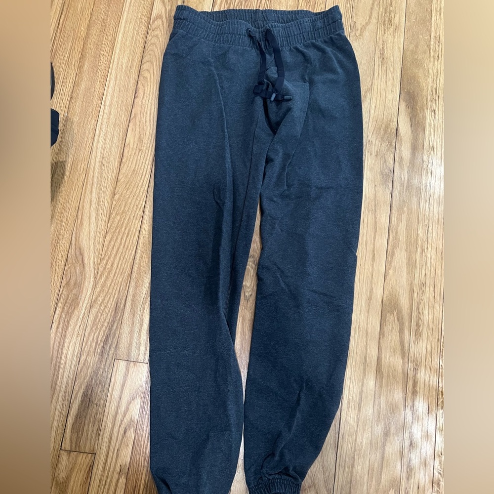 Lululemon joggers